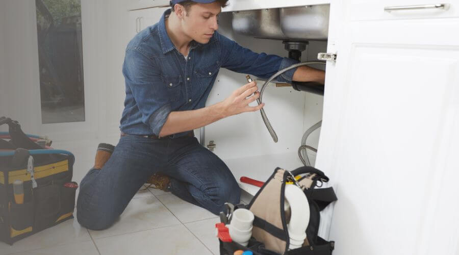 Expert burst pipe repair services in San Felipe, TX